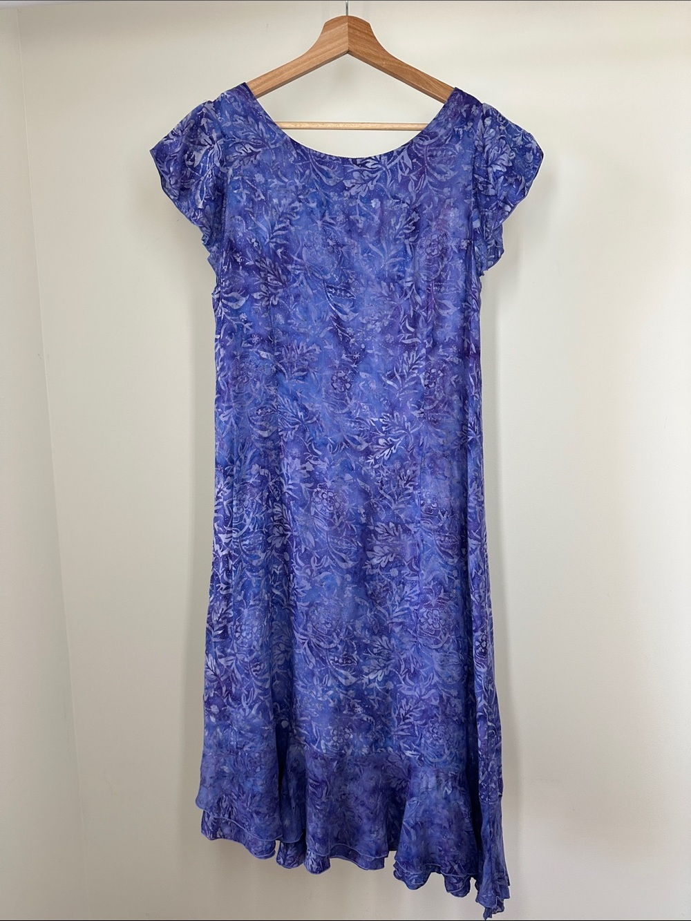 Nomadic Traders Purple Floral Midi Dress with Ruffle Hem - Picture 7 of 9